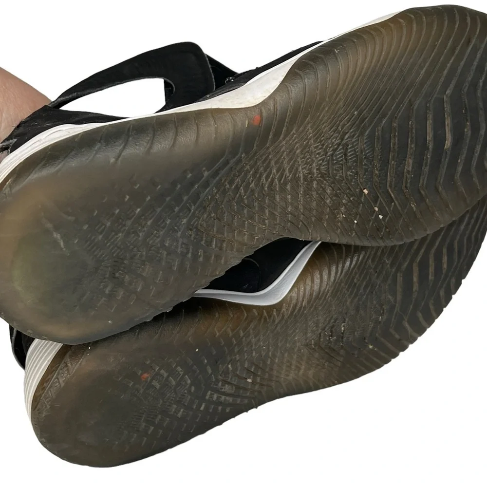 Nike Air‎ FLT Athletic Shoes